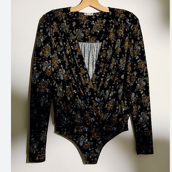 Free People Turnt Bodysuit Top V-neck Night Combo Floral Black Khaki Green L - Picture 8 of 16